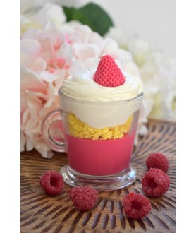 Bougie tasse tarte aux fraises